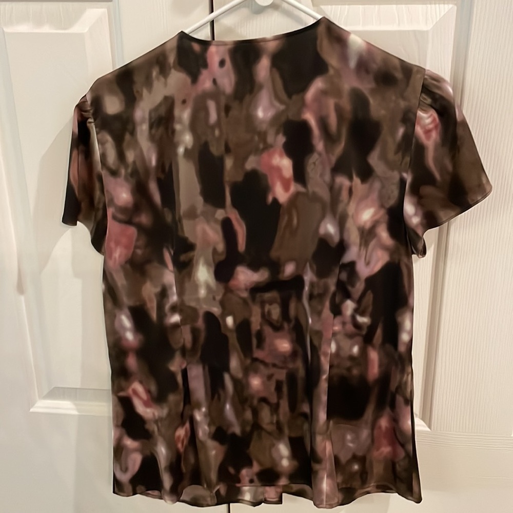 Ann Taylor Ruffle top blouse - Picture 2 of 3